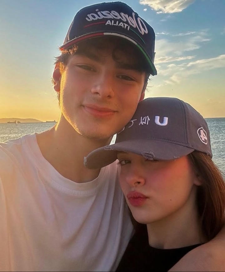 Aesthetic Couple Pic DP