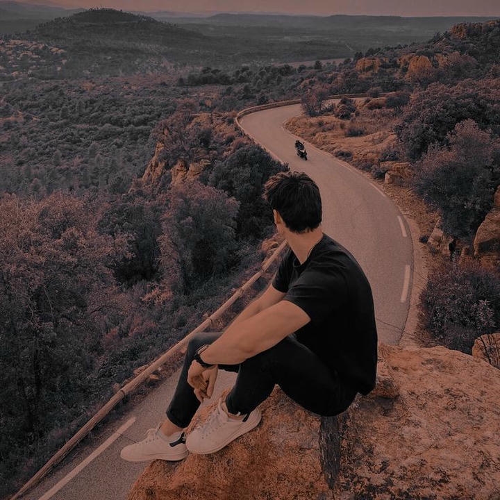Alone Boy Dp For WhatsApp