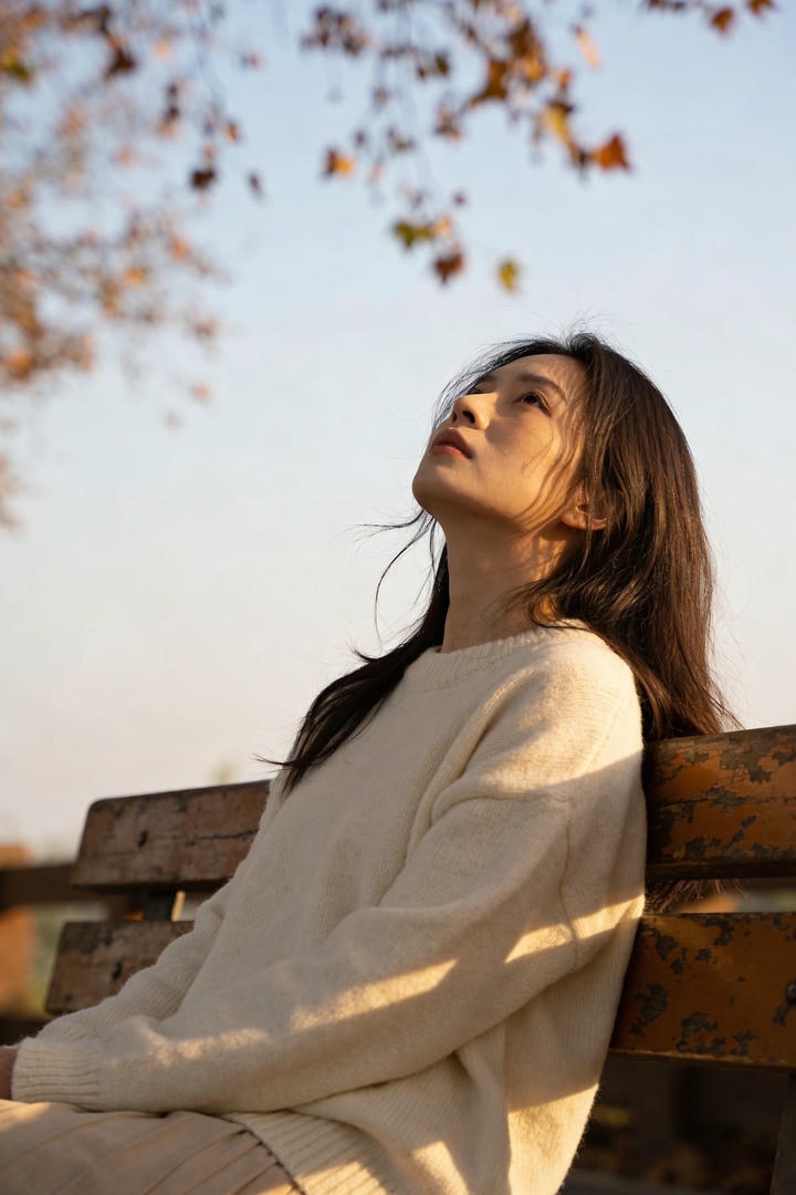 Alone Sad Girl DP