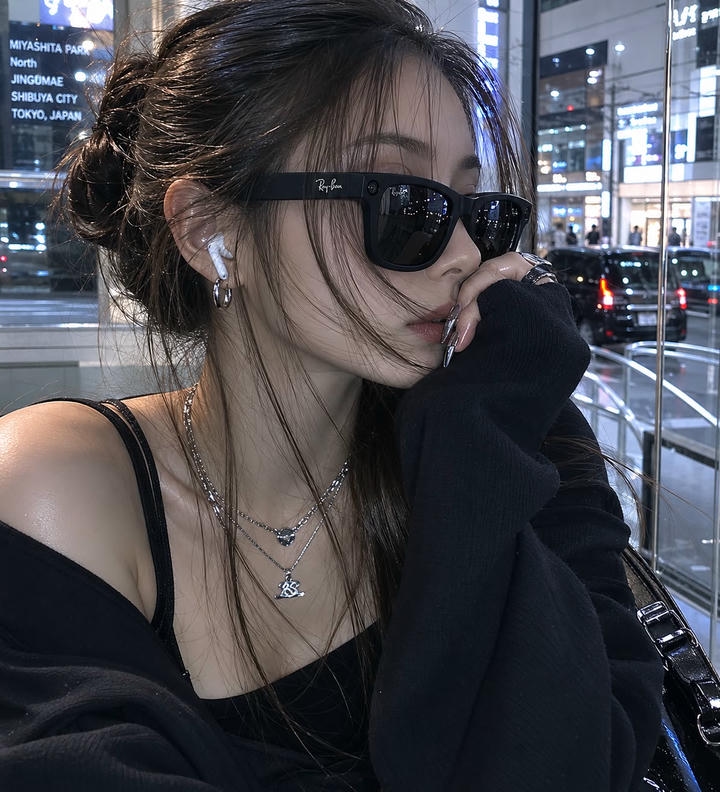 Attitude Girl DP Collection