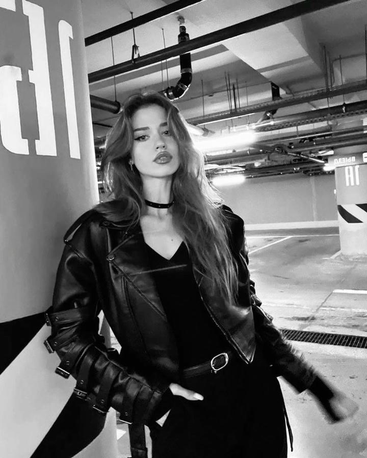 Attitude Girl DP