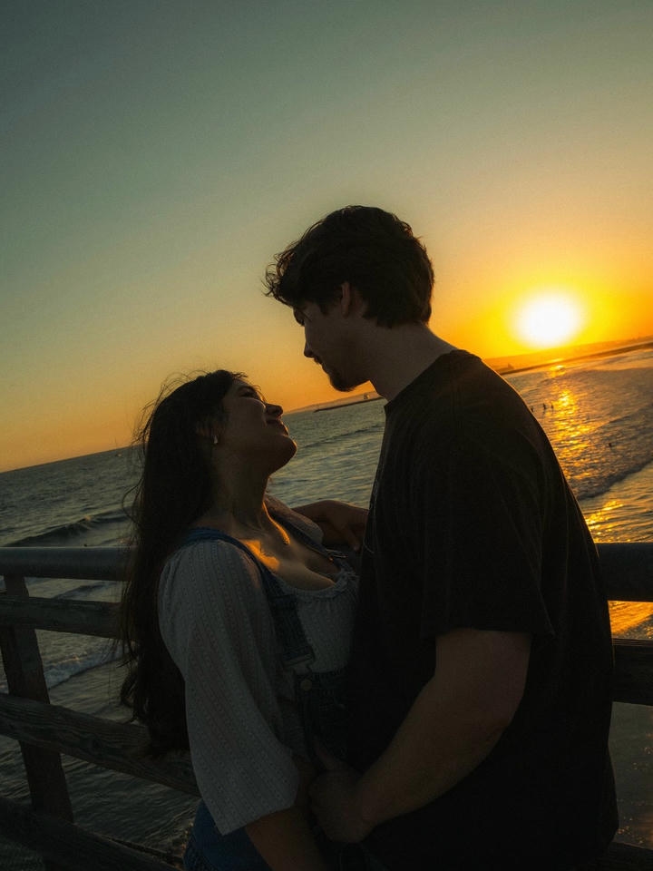 Couple Love Photo DP
