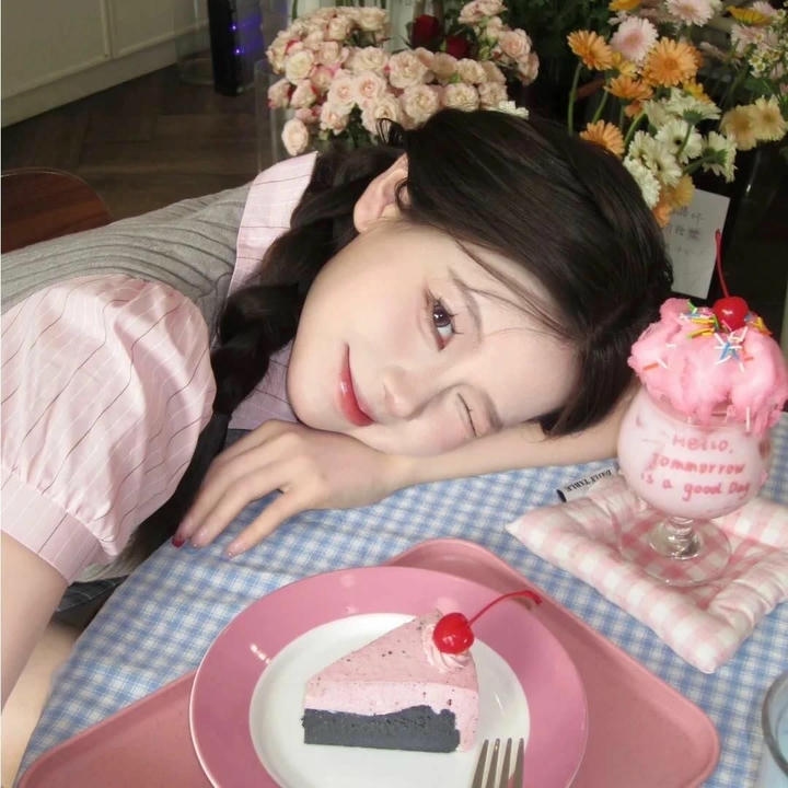 Cute Girl DP Beautiful