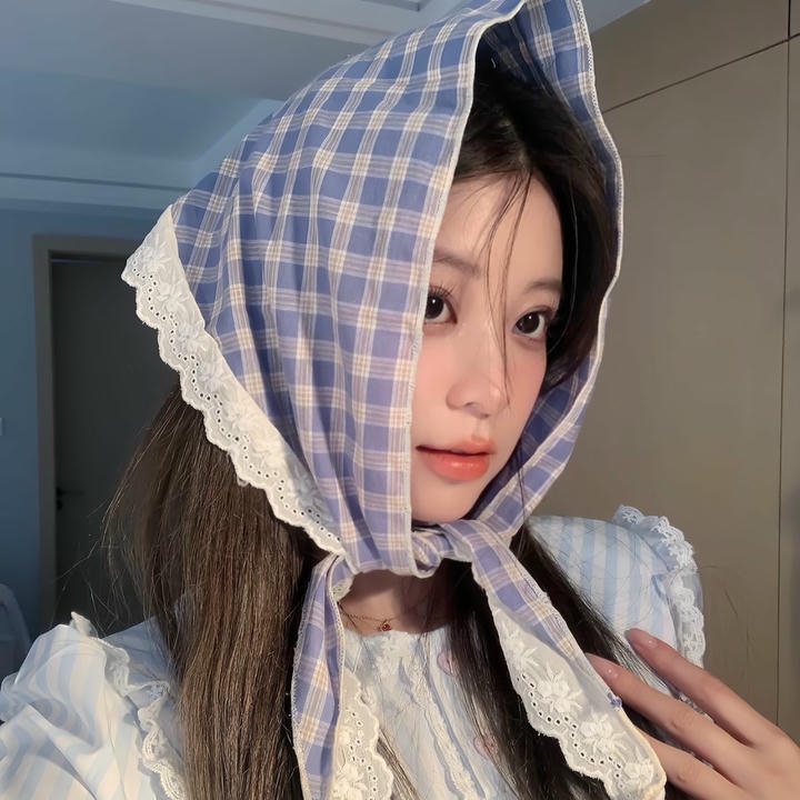 Cute Girl DP Simple