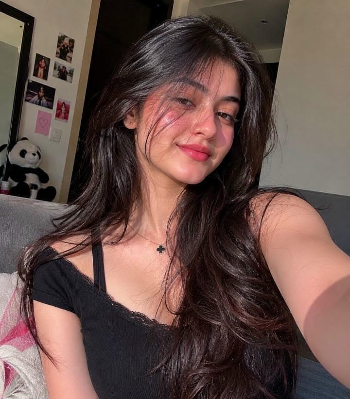 Cute Girl Dp