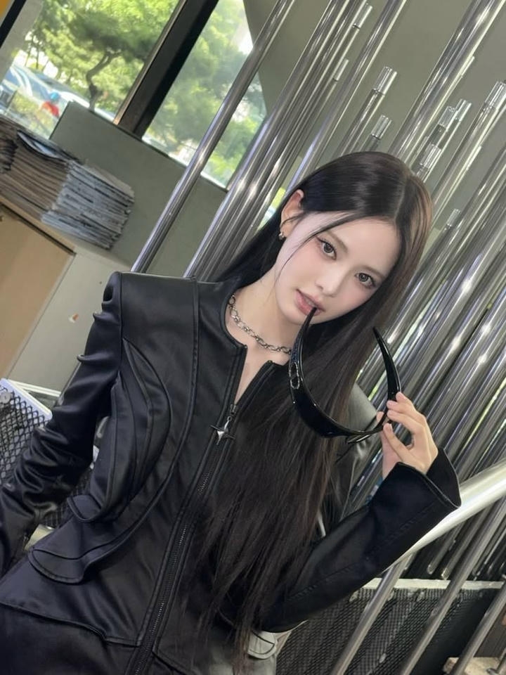 Instagram DP Girl Stylish Photo