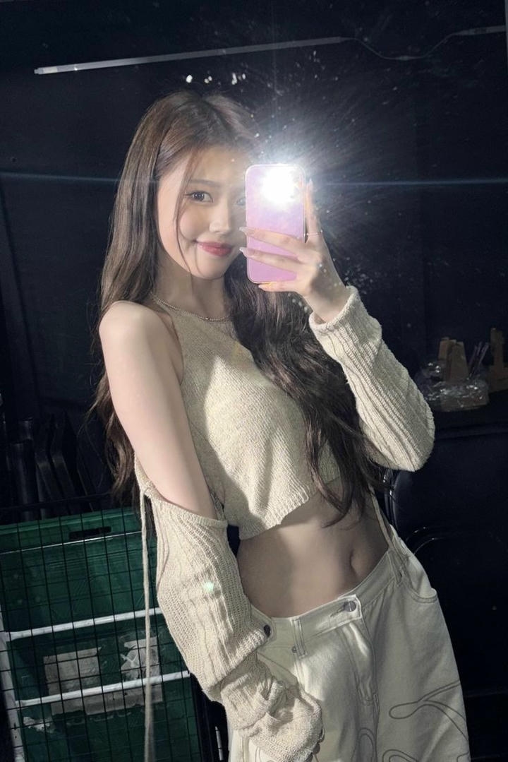 Instagram DP Girl