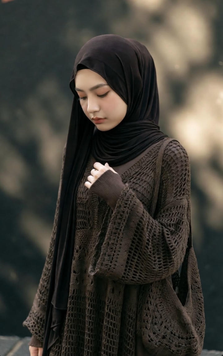 Islamic DP Girl With Quran