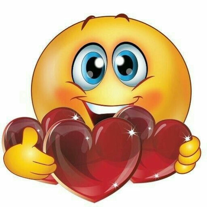Latest Love Smiley DP