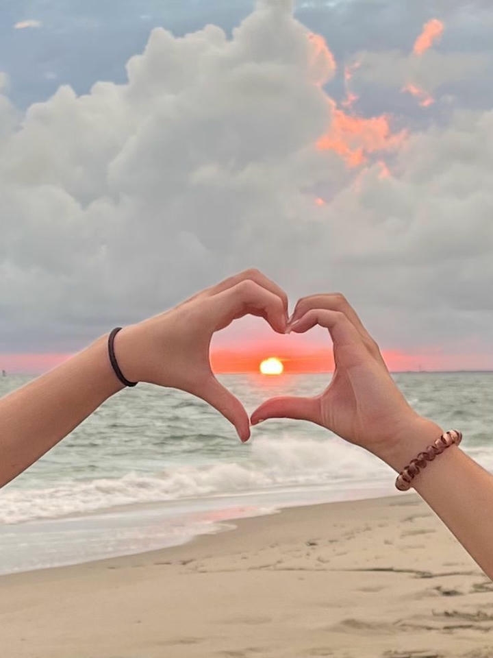 Love WhatsApp DP Images