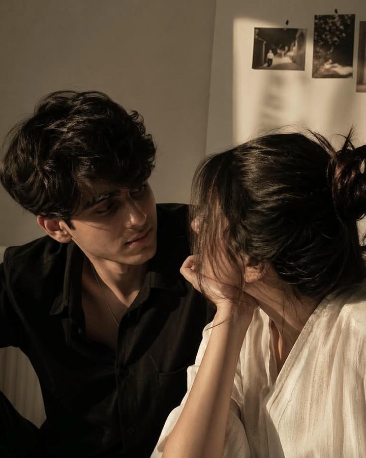 Luxury Couple Dp