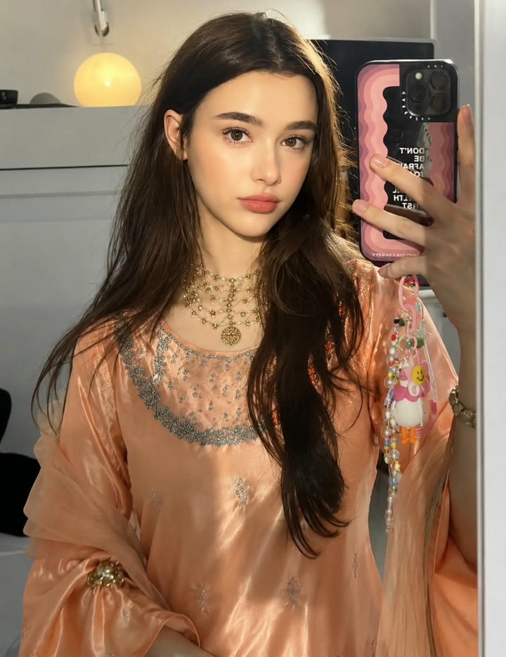 New Girl DP for Instagram