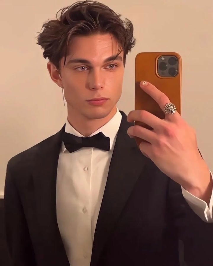 Smart Boy Profile Picture