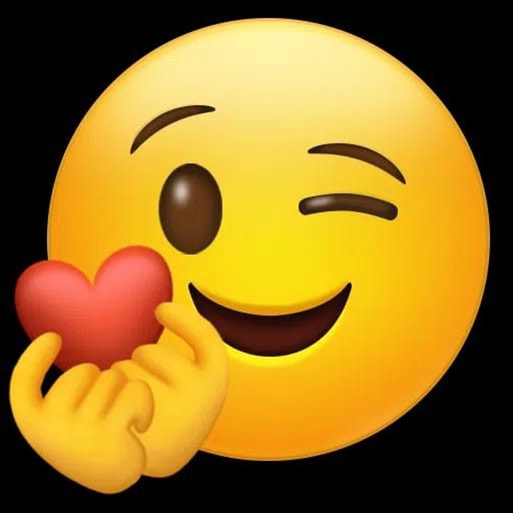 Trending Love Smiley DP