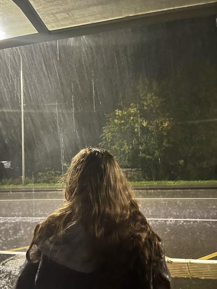 alone girl dp silhouette