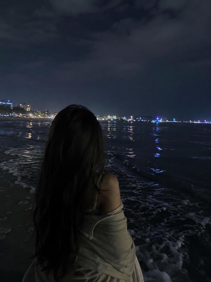alone girl whatsapp dp