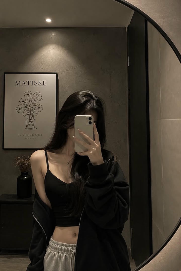 stylish alone girl dp