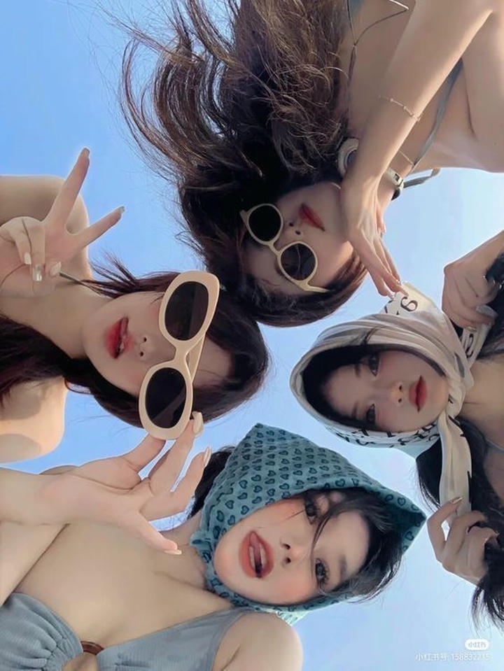 4 Friends Group DP Girl Cute Aesthetic