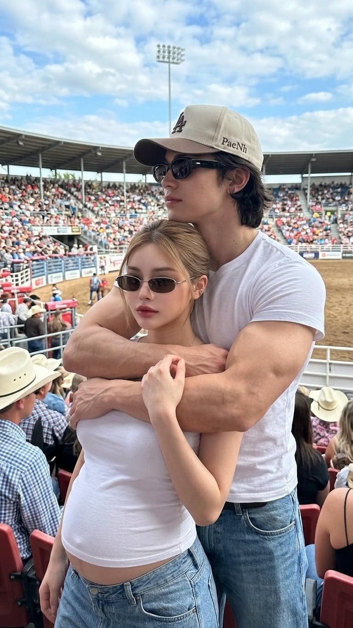 Aesthetic Instagram Couple DP