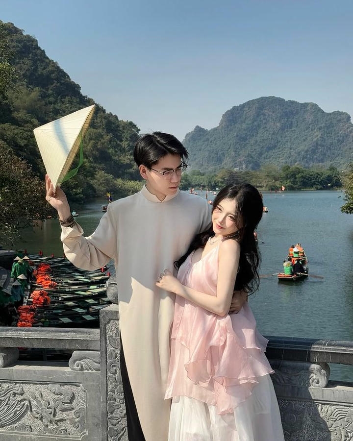 Cute Couple DP for Instagram Love