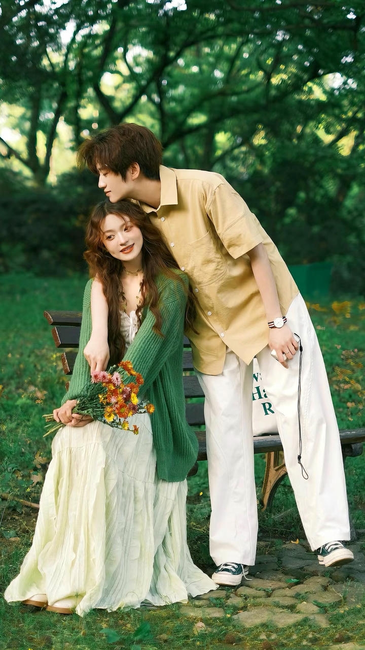 Cute Couple DP for Instagram Matching