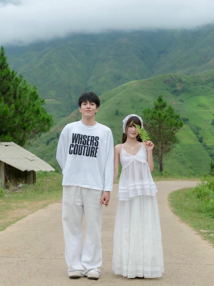 Cute Couple DP for Instagram Pinterest