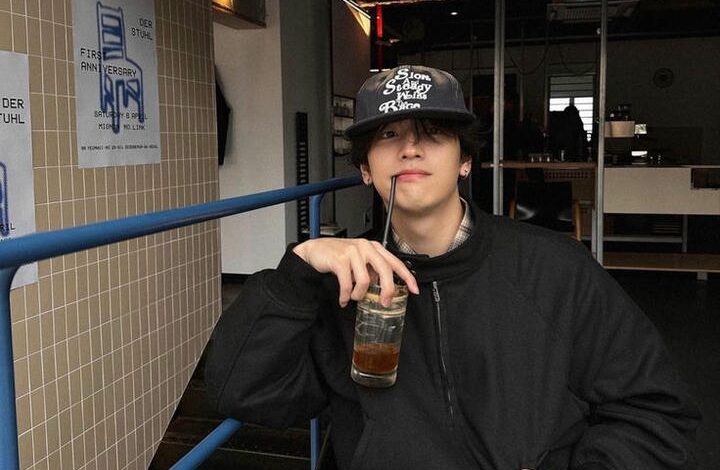Instagram DP Boy Hoodie