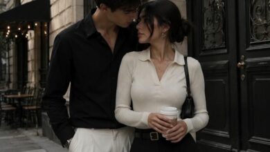 Love Couple DP Hug Images