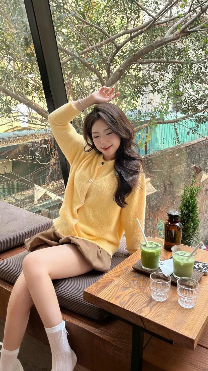 Single Girl DP for Instagram