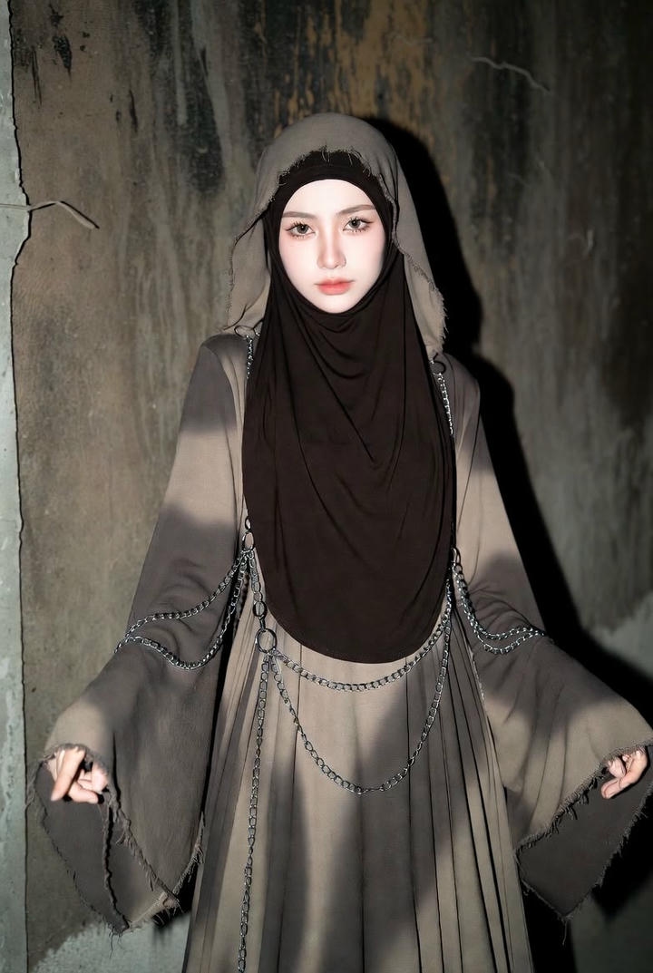Stylish Muslim Girl DP